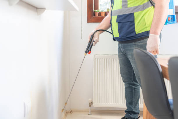 Best Pest Removal Services  in Fayetteville, NY
